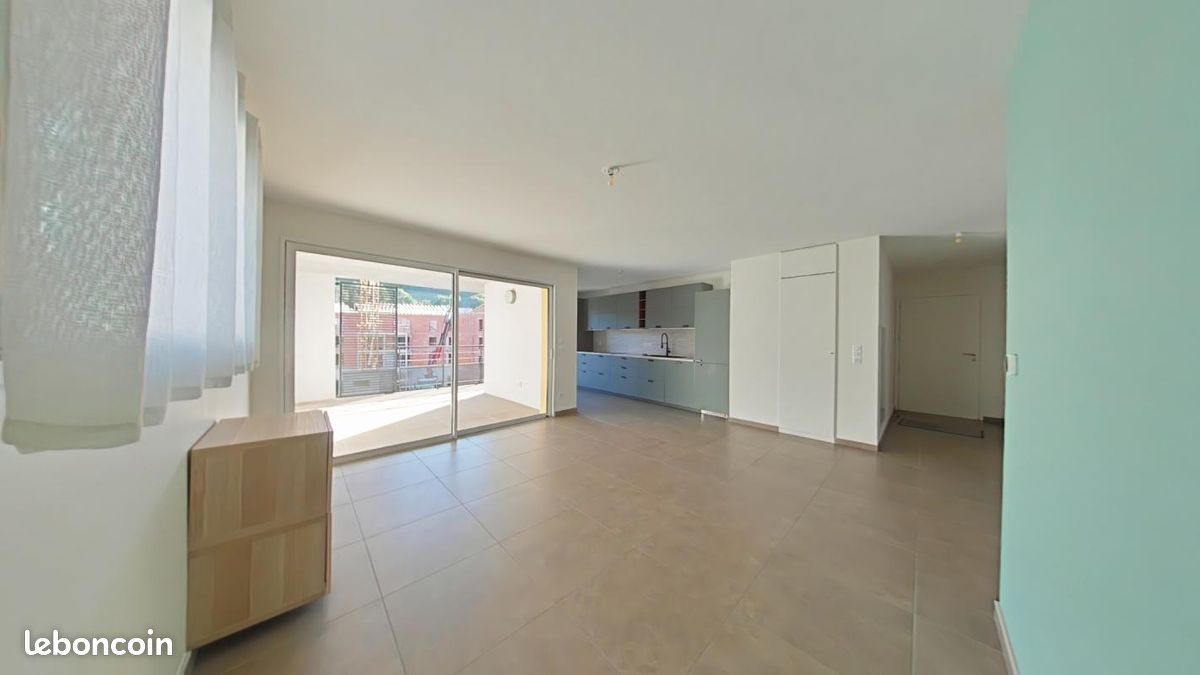 Appartement 2 pièces 58 m² · à L'Étrat · 58 m² · 695 €/mois