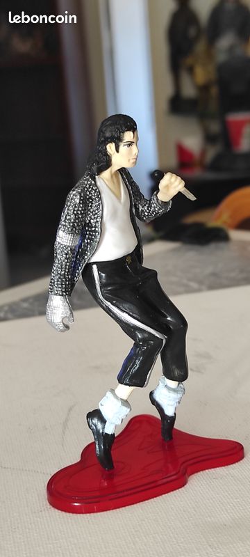 Figurine Articulée Michael Jackson 20 Cm - 20 Points D'Articulation, 7 Mains Interchangeables - PVC Détailé