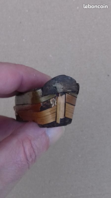 Tabatière ou boite a aiguille de couture en forme de chaussure en marqueterie de paille (image 4)