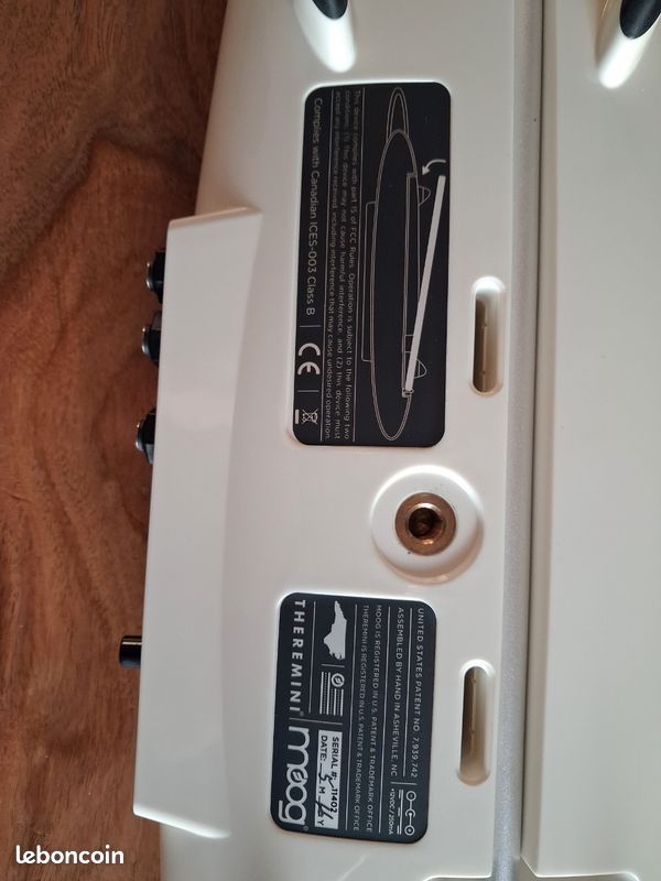 Theremini Moog (image 6)