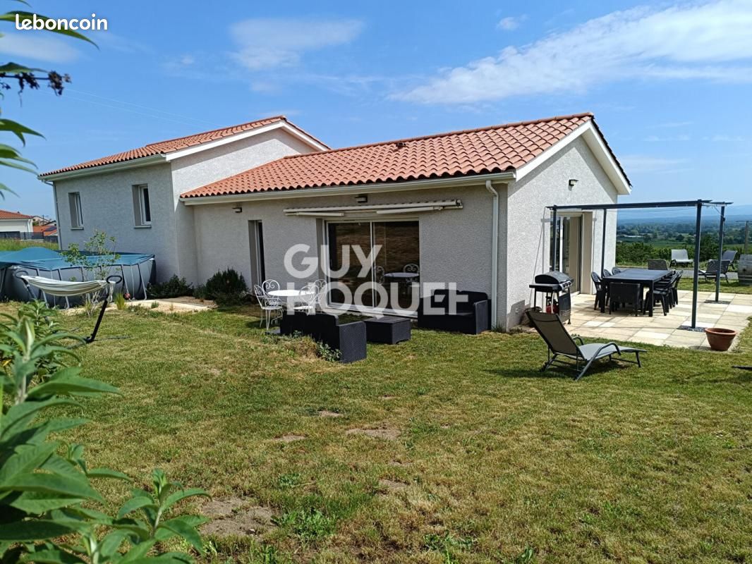 Maison 4 pièces 120 m² · à Boën-sur-Lignon · 120 m² · 243 000 €