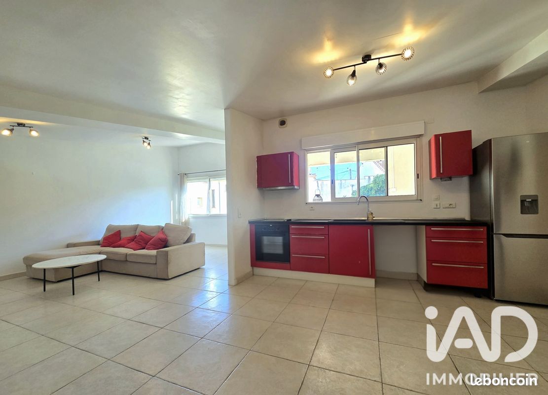 Appartement 3 pièces 82 m² · à Nîmes · 82 m² · 940 €/mois