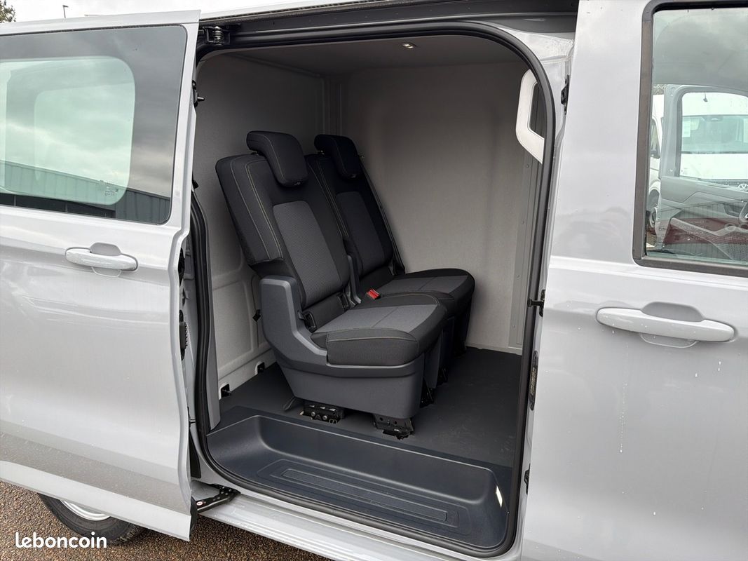 Volkswagen utilitaires transporter procab cloison l l1h1 2.0 tdi 150 bva8 business (image 29)