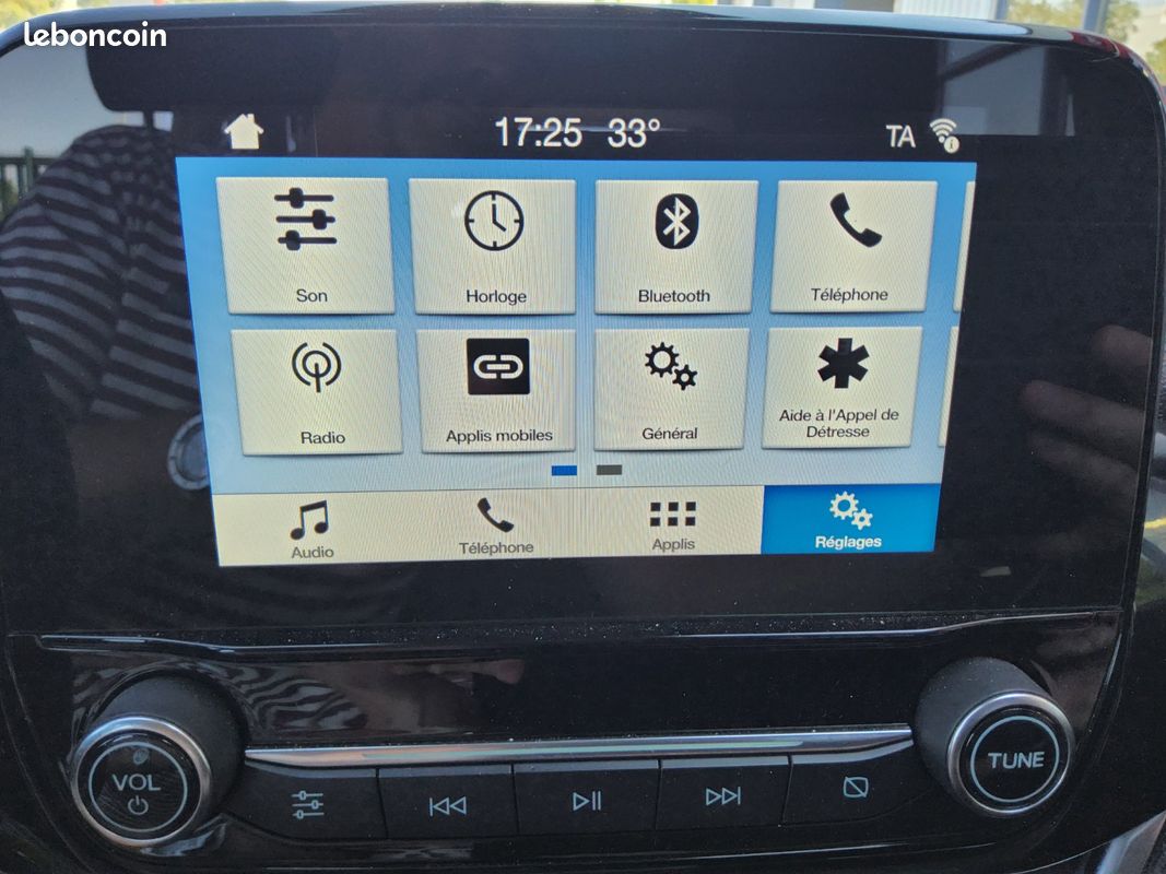 FORD FIESTA 1.0 EcoBoost 100 ch SS BVM6 (image 20)