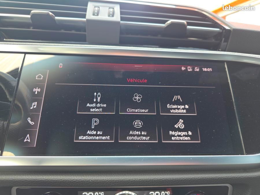 Audi Q3 35 TDI 150 S tronic 7 S line JA19 LED Hayon EL. 1ère Main (image 36)