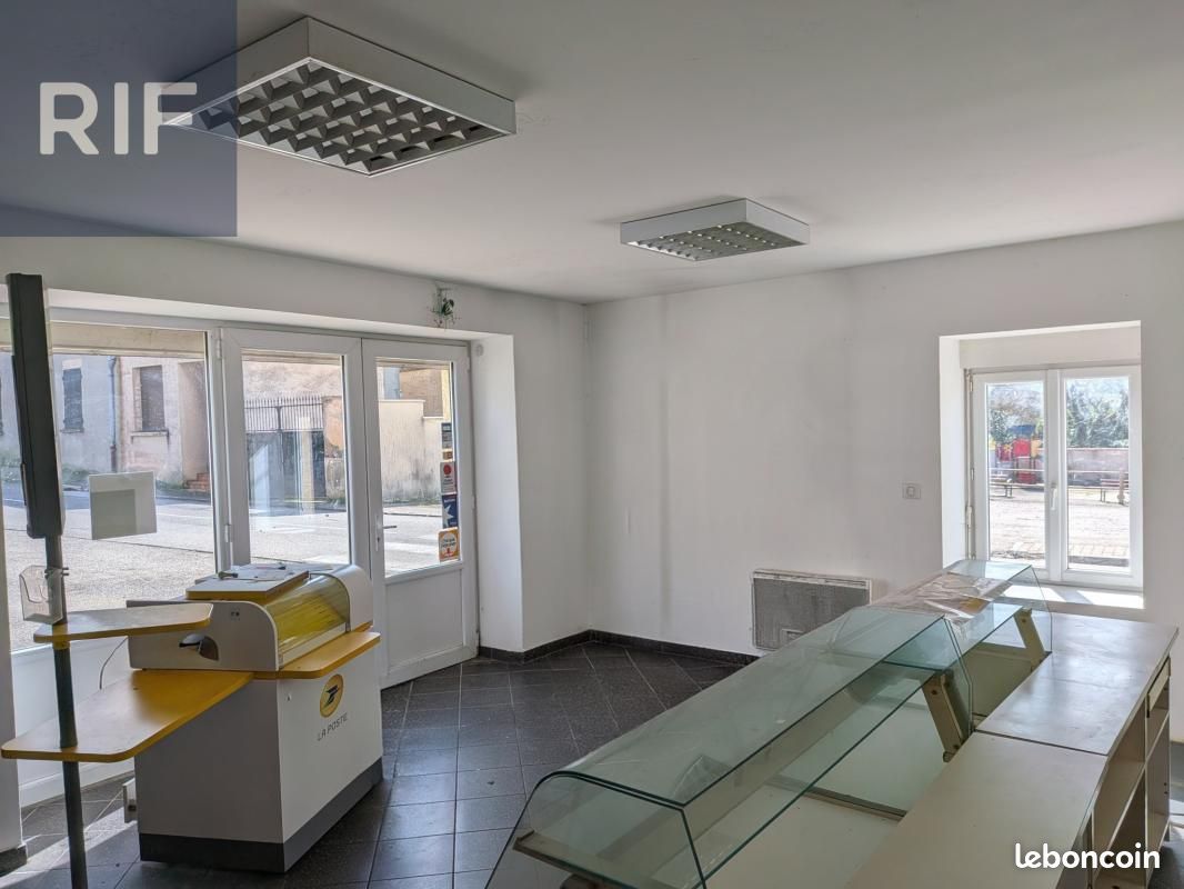 Maison 6 pièces 145 m² · à Ruy-Montceau · 145 m² · 230 000 €