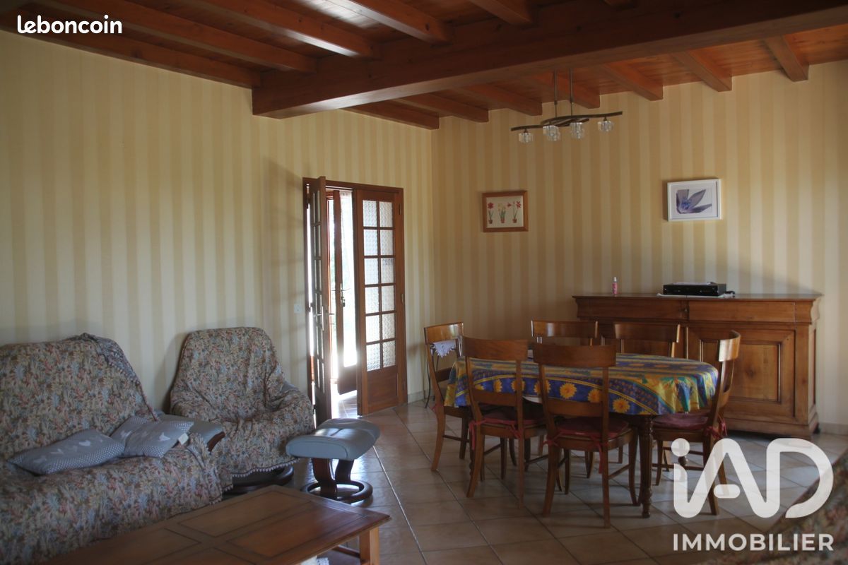 Maison 5 pièces 112 m² · à Duras · 112 m² · 215 000 €