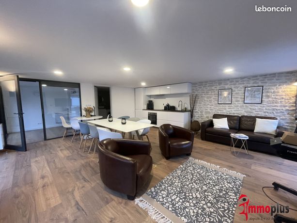 Studio 1 pièce 48 m²