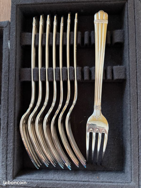 Couvert Christofle Modèle Aria: Couteau, Fourchette Et Fourchette à Dessert Argentés, Bon état