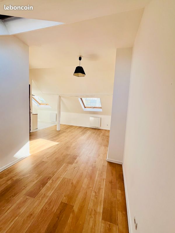 Appartement 1 pièce 28 m² · à Livry-Gargan · 28 m² · 640 €/mois