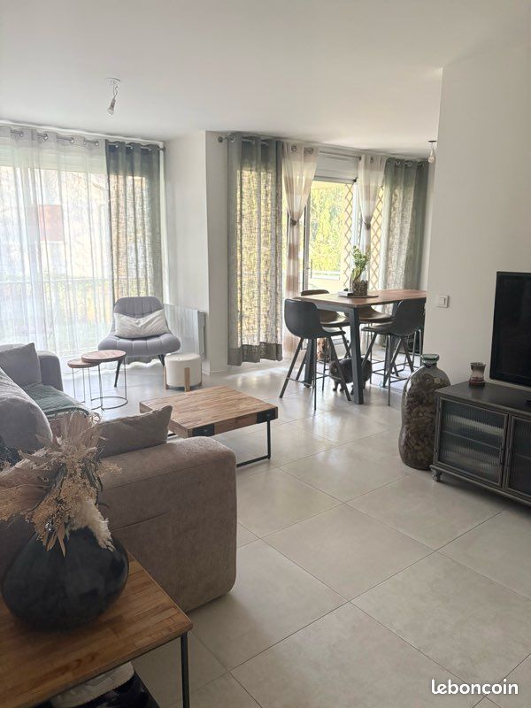 Appartement 3 pièces 70 m² · à Bourg-en-Bresse · 70 m² · 198 000 €