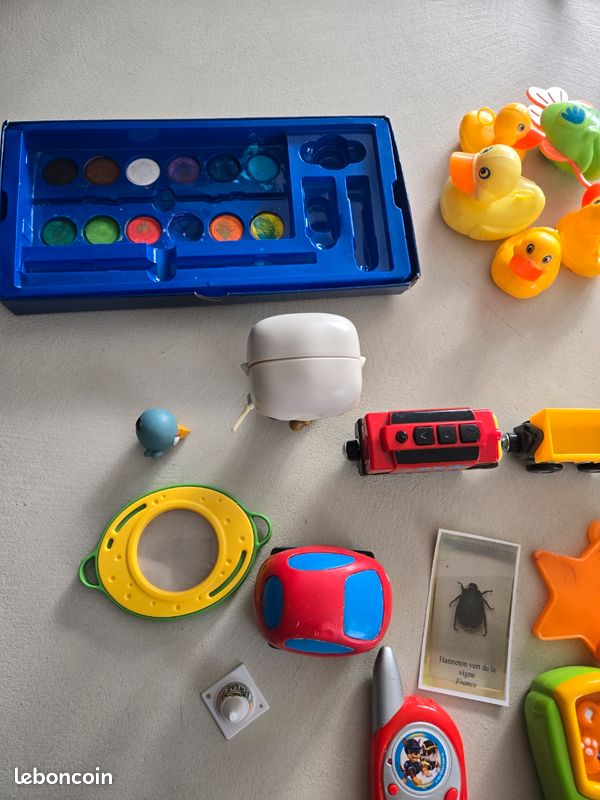🧸🎲 Lot de jouets enfant – divers jeux & figurines (image 3)