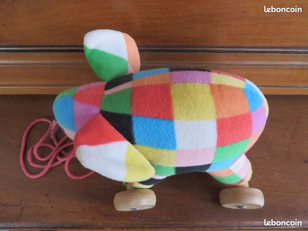 ELMER l'Éléphant peluche sur roulettes 20 cm (PETIT JOUR 2002