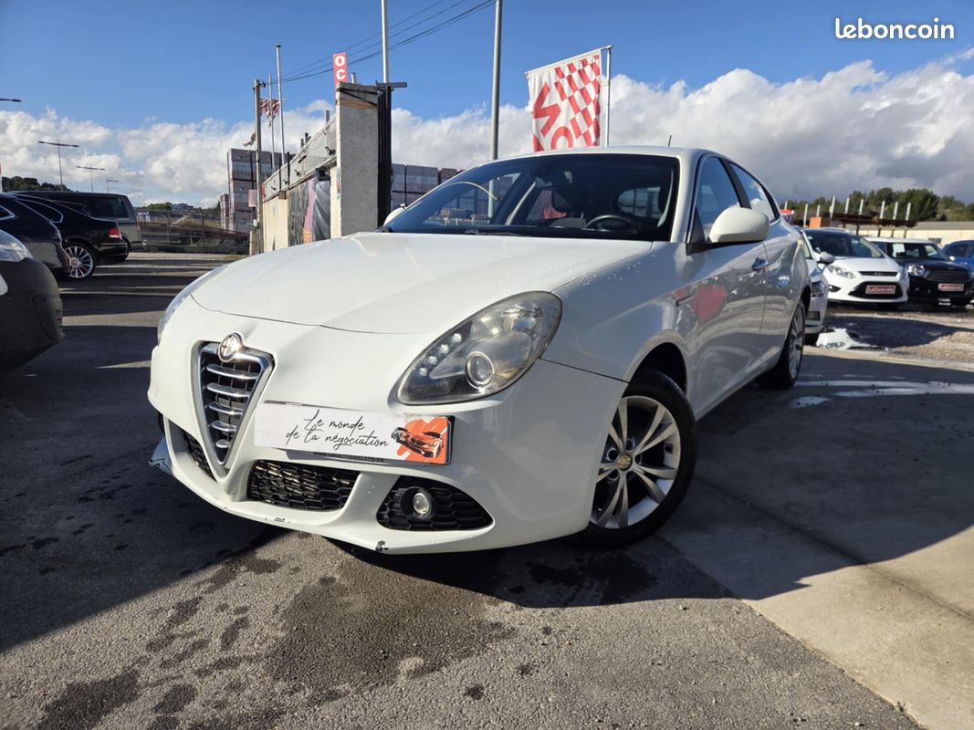 🚗 À VENDRE : Alfa Romeo Giulietta 1.6 JTD Multijet 105 ch (image 1)