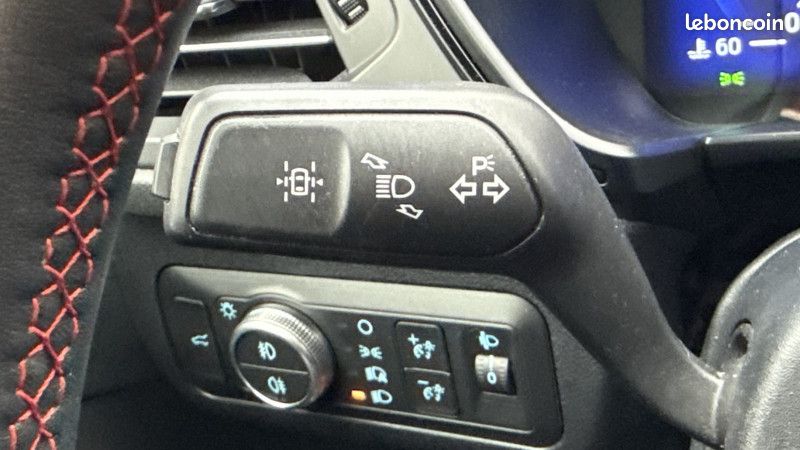 Ford KUGA 2.0 ECOBLUE 150CH MHEV ST-LINE (image 24)