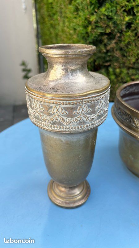 Trio déco vintage en laiton patiné – Style Classique / Empire (image 2)