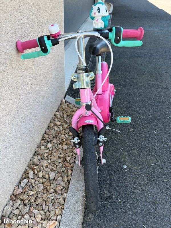 Vélo enfant fille décathlon 14p avec accessoires (image 11)