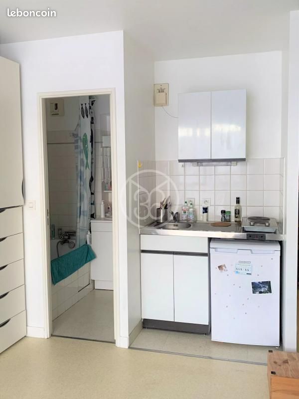 Studio 1 pièce 23 m² - Poitiers 86000 (image principale 4)