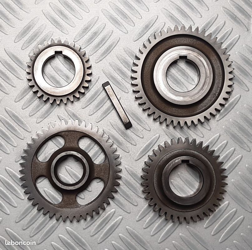 Lot de deux pignons bas moteur Yamaha 660 XTX XTR (image 1)