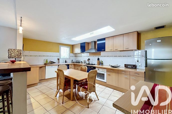 Maison de ville 5 pièces 141 m² — 5