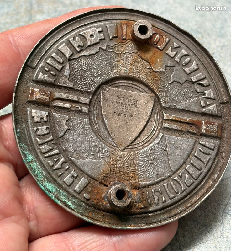Ancien badge de calandre - Automobile Club du Nord (image 7)