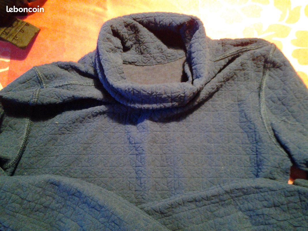 Sous-pull réversible bleu marine 12 ans (image 1)