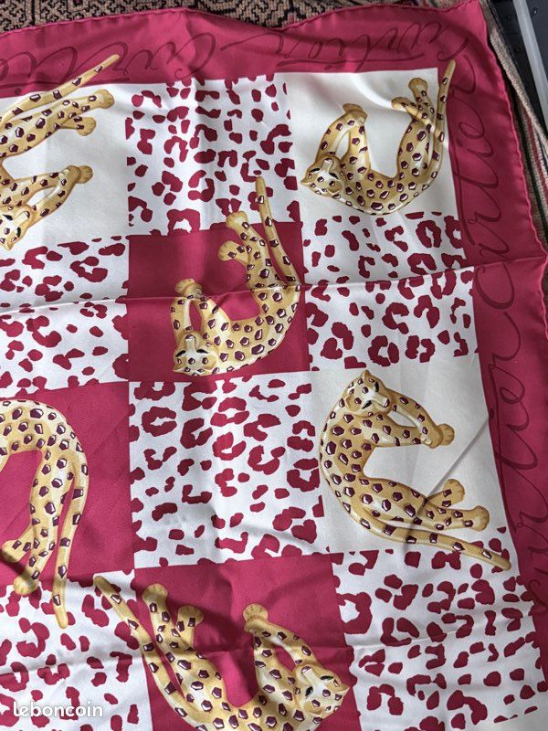 FOULARD CARRÉ CARTIER PANTHÈRE Soie 66cm VINTAGE 2002 | NEUF AVEC BOÎTE et DOCS (image 7)
