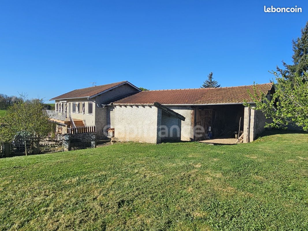 Maison 4 pièces 87 m² · à Panissières · 87 m² · 169 000 €