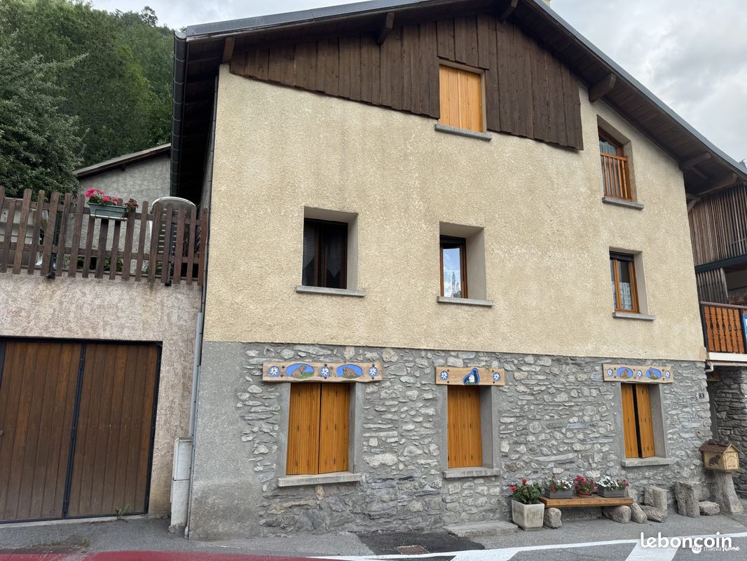Maison 4 pièces 150 m² · à Mizoën · 150 m² · 400 000 €