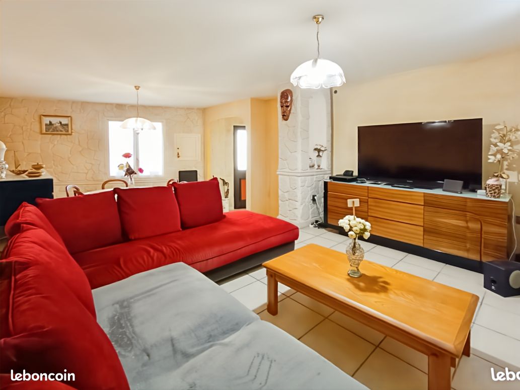 Maison 3 pièces 82 m² · à Allauch · 82 m² · 235 000 €