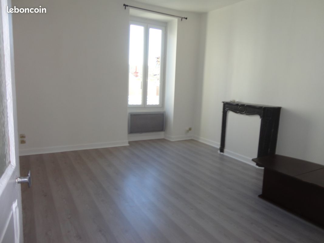 Appartement 2 pièces 27 m² · à Châteauroux · 27 m² · 445 €