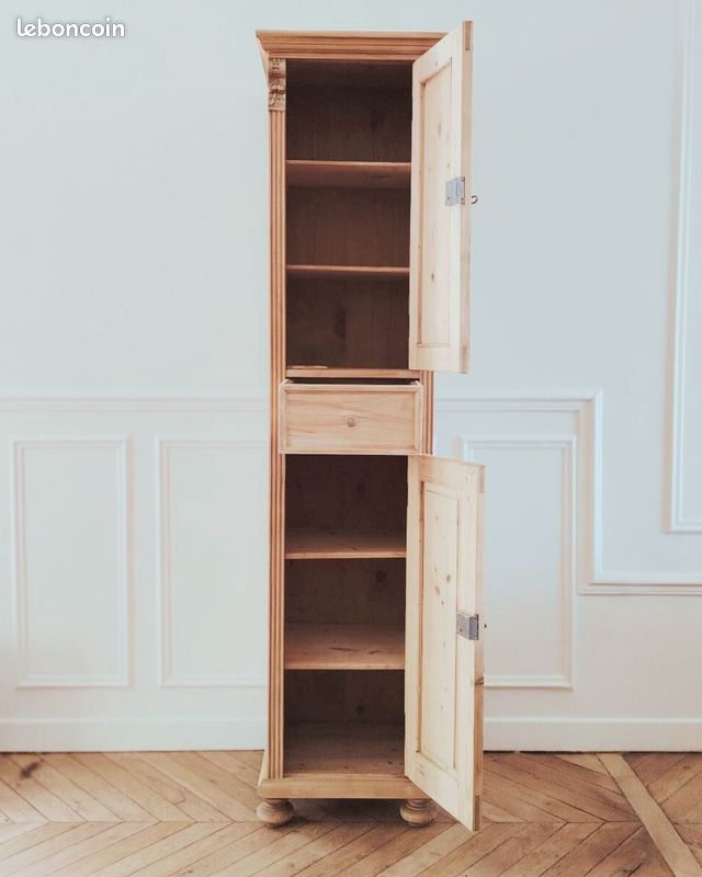 Armoire parisienne / bonnetière en pin rénovée (image 2)