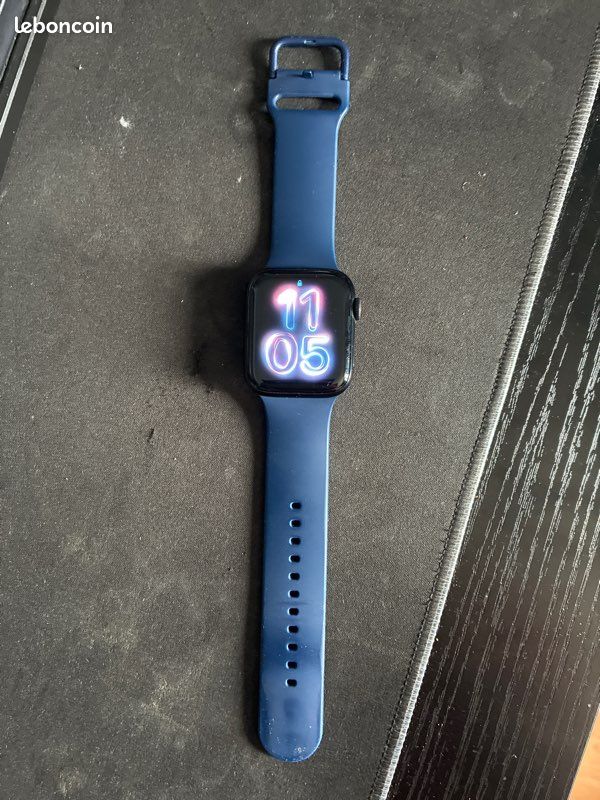 Apple Watch (image 1)