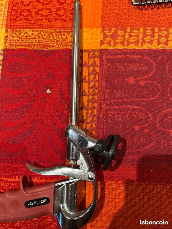 Pistolet mousse bizline (image 1)