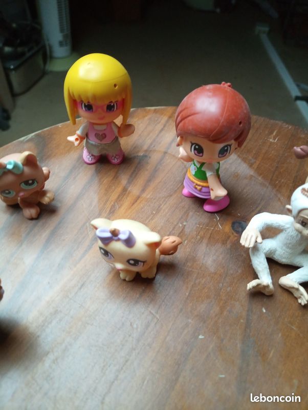 A82) 13 petites personnages (image 5)