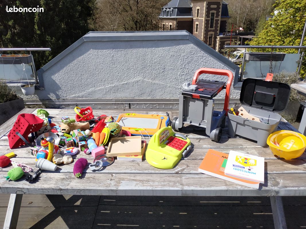 Lots jeux enfants jouets Montessori livres (image 1)