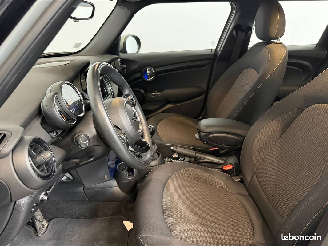 MINI Hatch 5 Portes One 102 ch (image 8)