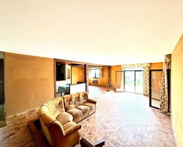 Maison 620 000 € - 171 m²