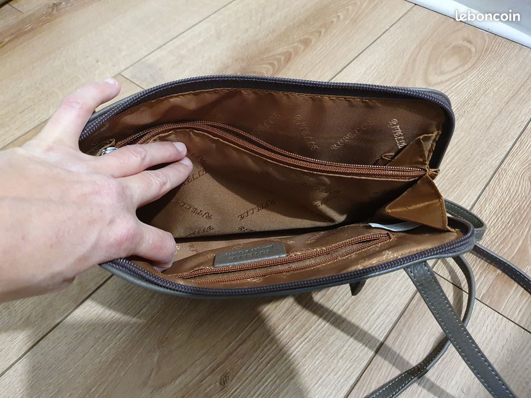 Petit sac à main marron (image 1)