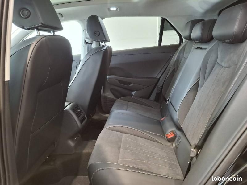 Volkswagen T-Roc 1.5 eTSI 150ch Style DSG7 (image 12)