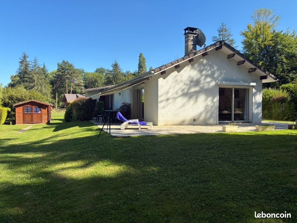 Maison 6 pièces 137 m² · à Savigny-sur-Clairis · 137 m² · 450 000 €