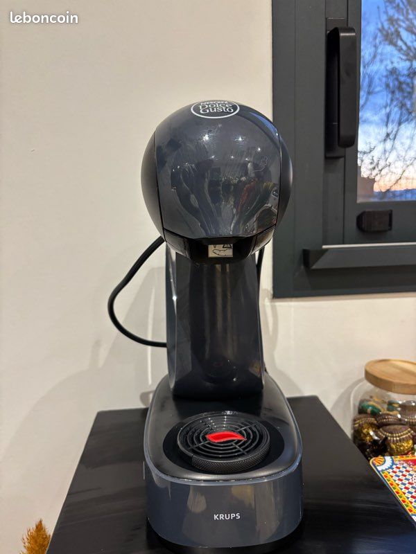Cafetière Dolce Gusto (image 1)