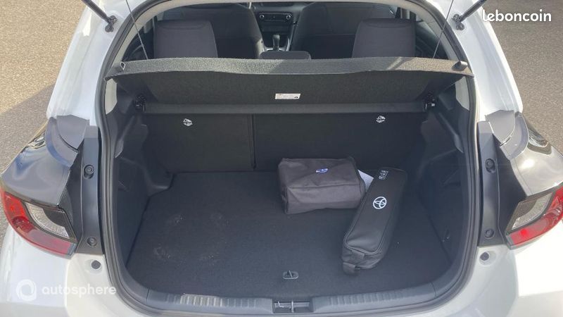 Toyota Yaris 116h Dynamic 5p MY25 (image 14)