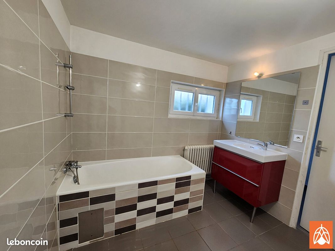 Maison a louer salon-de-provence - 4 pièce(s) - 103 m2 - Surfyn