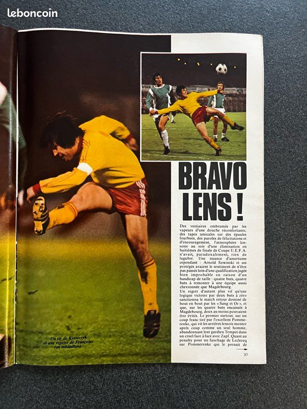 Magazine Onze N°25 - Janvier 1978 Avec Poster Original - Etat Correct
