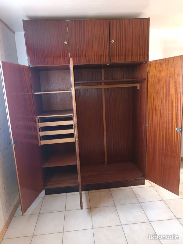 Très grande armoire/penderie/étagères/tiroirs (image 2)