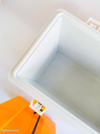 Glacière Vintage 2 Étoiles – Orange, 26,5 Cm, Hauteur 38 Cm – Années 70