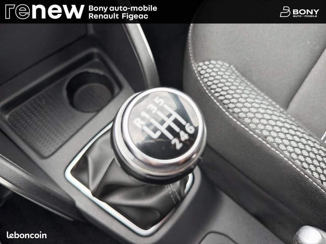 Dacia Duster TCe 130 FAP 4x2 Prestige (image 16)