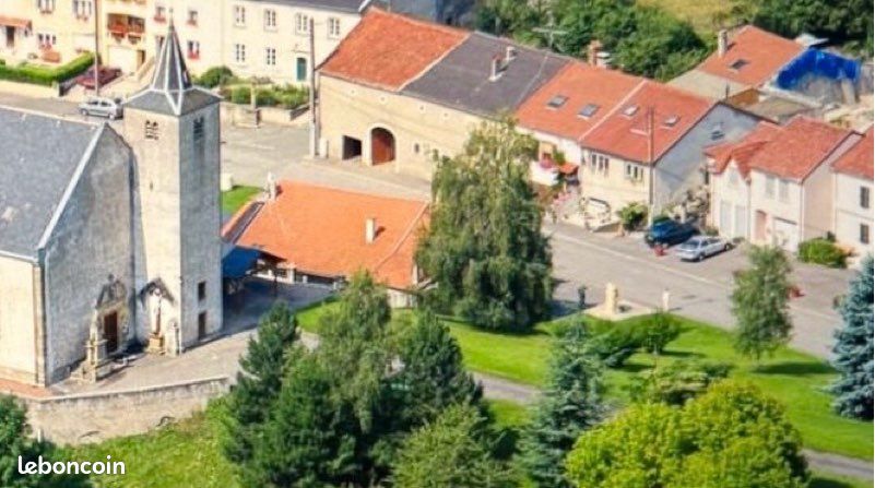 Terrain place à bâtir · à Haute-Kontz · 88 000 €