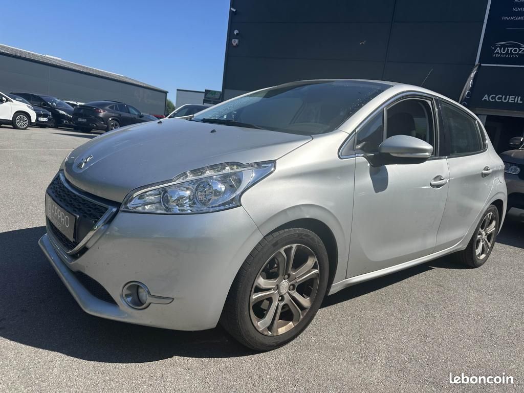 PEUGEOT 208 1.6 e-HDi FAP - 92 BERLINE Active PHASE 1 (image 2)